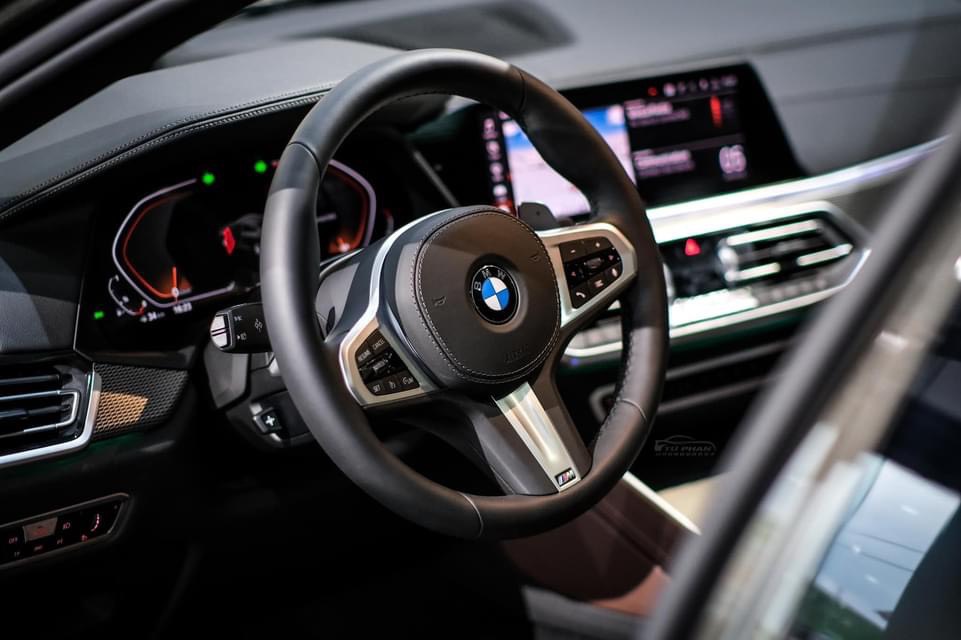 Vô lăng BMW X6 MSport 2021