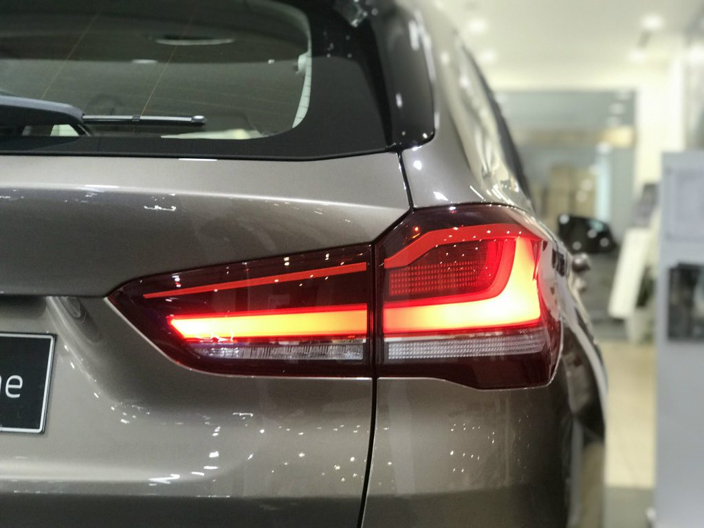 Đèn hậu BMW X1 2022